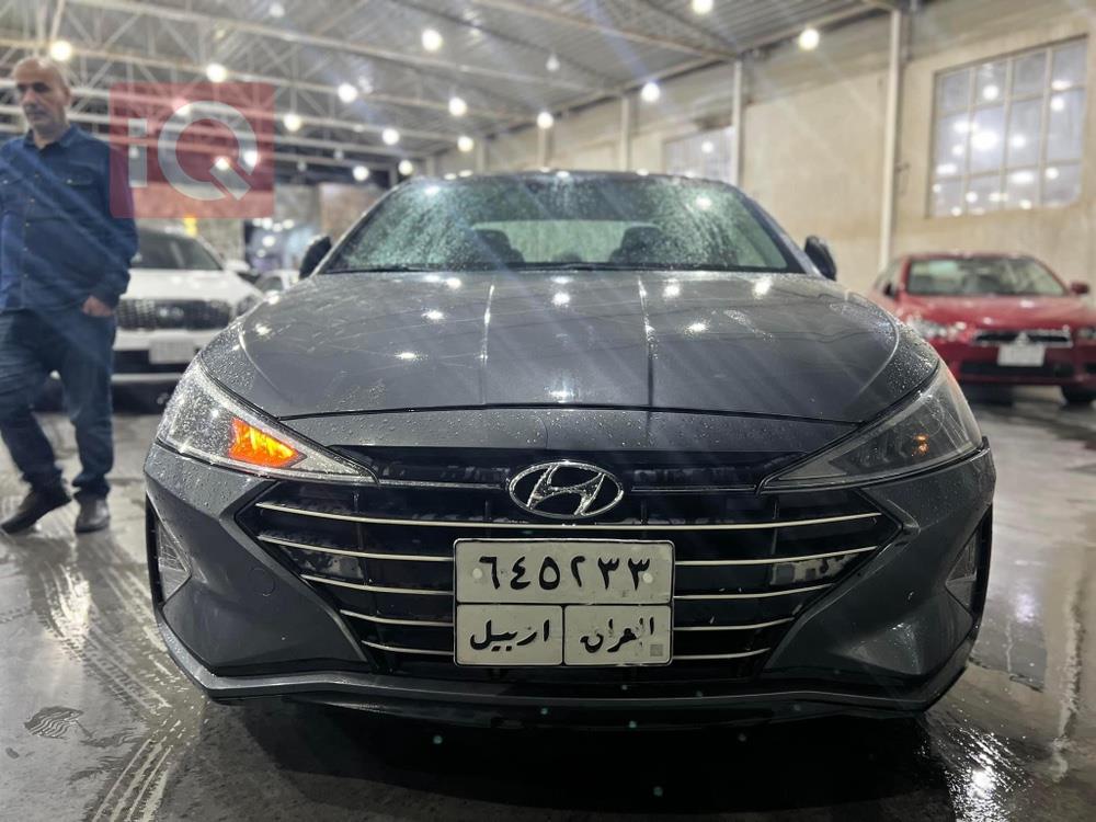هیوندای ئەلەنترا